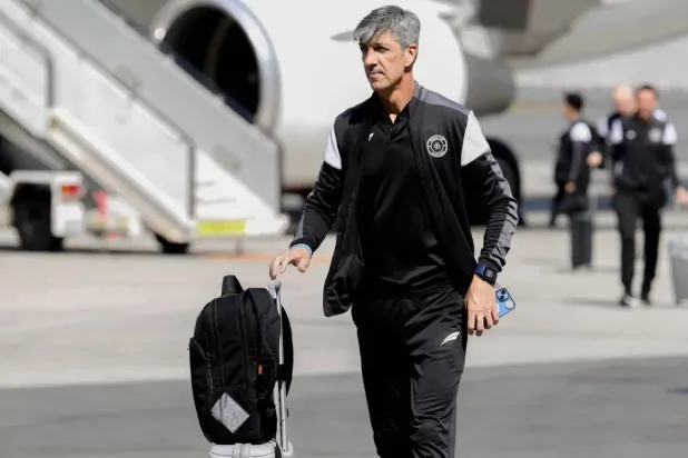 ألغواسيل خارج أسوار الشباب (موقع النادي)