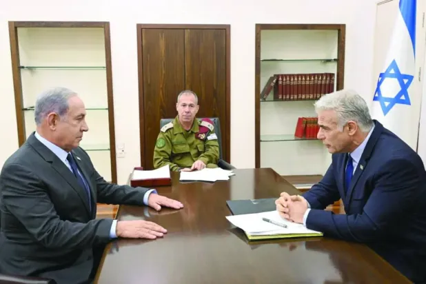 İsrail muhalefet lideri Yair Lapid ile Netanyahu’nun 2022’de gerçekleşen görüşmesinden (DPA)