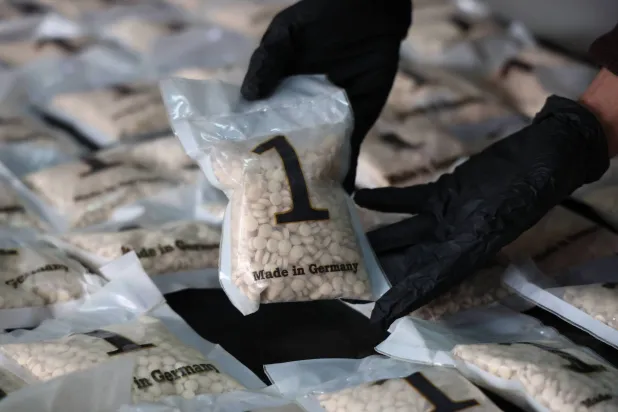 صور نشرتها وزارة الداخلية لعملية إحباط تهريب المخدرات خارج سوريا