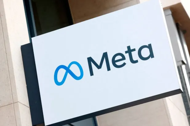 شعار «ميتا» (رويترز)