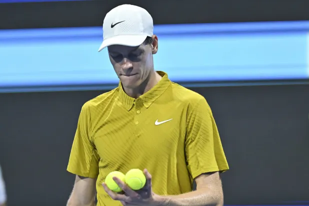 النجم الإيطالي يانيك سينر (إ.ب.أ)