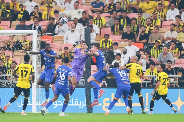 الهلال تفوق بالأرقام على الاتحاد في مواجهاتهما على صعيد دوري المحترفين (تصوير: عدنان مهدلي)