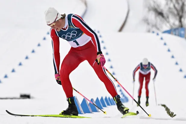 النرويجي يوهانيس كلابو يكتسح الأولمبياد الشتوي بست ذهبيات (أ.ف.ب)