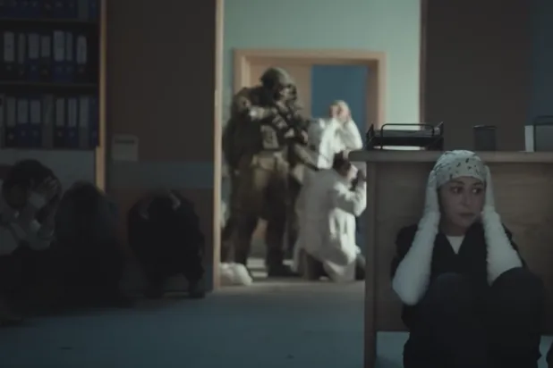 مسلسل «صحاب الأرض» يرصد اعتداء الجيش الإسرائيلي على الأطباء في غزة (الشركة المتحدة)