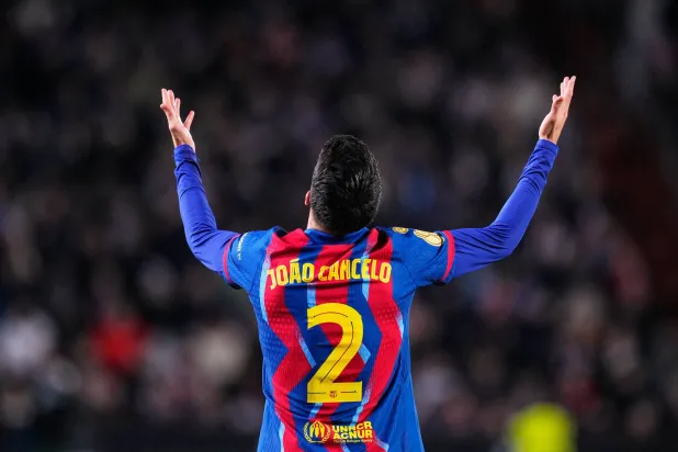 البرتغالي جواو كانسيلو لاعب برشلونة (أ.ب)