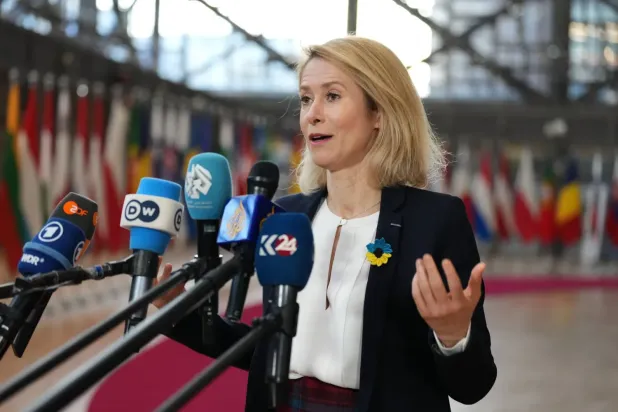 Avrupa Birliği (AB) Dış İlişkiler ve Güvenlik Politikası Yüksek Temsilcisi Kaja Kallas, AB dışişleri bakanları toplantısı öncesinde Brüksel’de basın mensuplarına açıklamalarda bulundu. (AP)