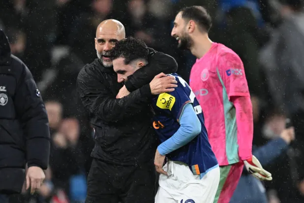 أبرز ملامح هجوم مانشستر سيتي هذا الموسم يتمثل في قدرته على التحول بين اللعب الضيق والعريض (إ.ب.أ)