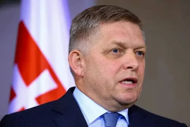 رئيس الوزراء السلوفاكي روبرت فيكو (رويترز)