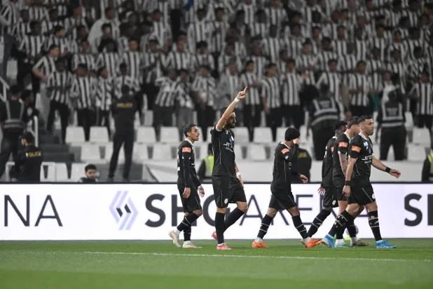 كاراسكو قاد فريقه الشباب لفوز ثمين أمام الرياض (تصوير: عبد الرحمن السالم) 