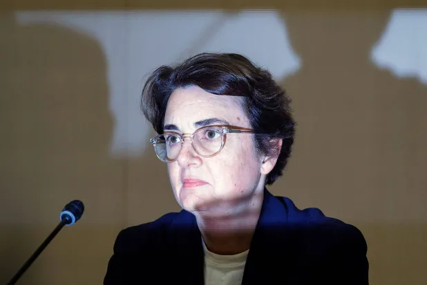 لورانس دي كار رئيسة متحف اللوفر (أ.ف.ب)