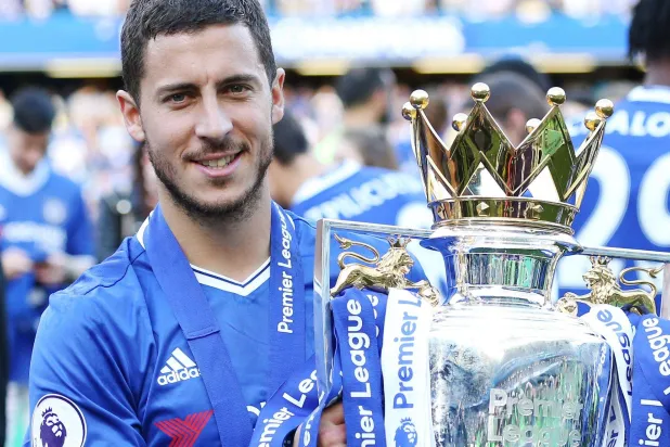 فاز هازارد بلقب الدوري الإنجليزي  مرتين مع تشيلسي (غيتي)