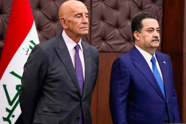 Sudani ve Barak, dün Bağdat'ta ABD'li petrol devi Chevron ile ön anlaşmaların imzalanmasına katıldı (Reuters)