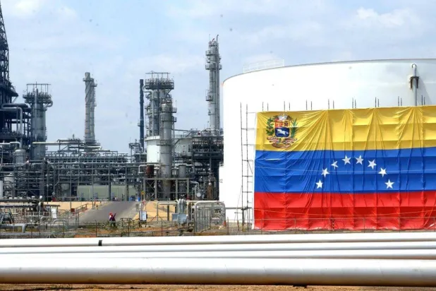 تم تخصيص فترات تحميل في شهر مارس لـ3 ناقلات نفط عملاقة من فنزويلا وجهتها الهند (إكس)