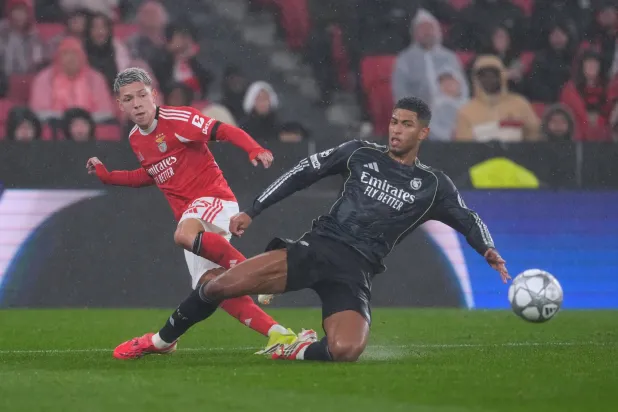 الأرجنتيني جيانلوكا بريستياني، لاعب بنفيكا البرتغالي (أ.ب).