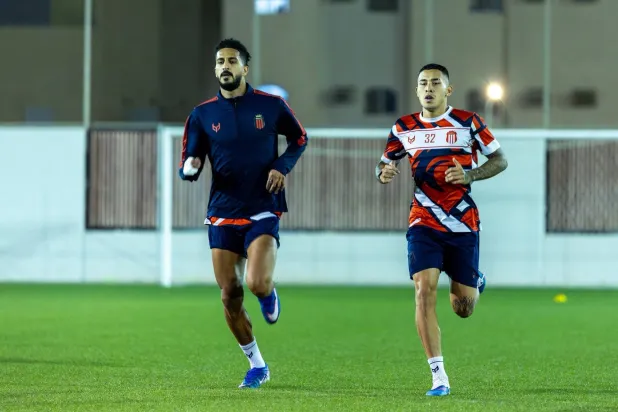 من استعدادات الرياض للمباراة (موقع النادي)