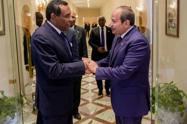 مصر تعيد التأكيد على خطوطها الحمراء في السودان (الرئاسة المصرية)