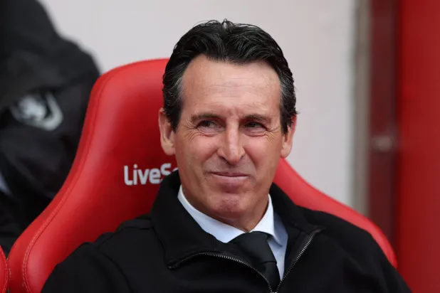 الإسباني أوناي إيمري المدير الفني لفريق أستون فيلا (رويترز)