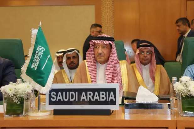 المهندس وليد الخريجي خلال الاجتماع الاستثنائي لمنظمة التعاون الإسلامي في جدة (الخارجية السعودية)