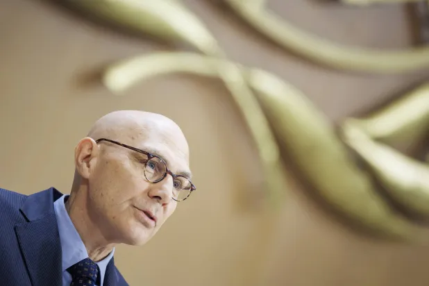 المفوض السامي للأمم المتحدة لحقوق الإنسان فولكر تورك يتحدث خلال افتتاح الدورة الحادية لمجلس حقوق الإنسان في جنيف الاثنين الماضي (إ.ب.أ)