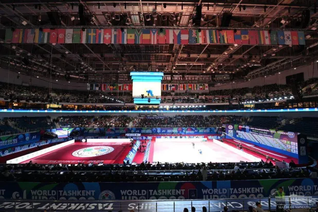 جانب من حفل افتتاح البطولة (الشرق الأوسط)