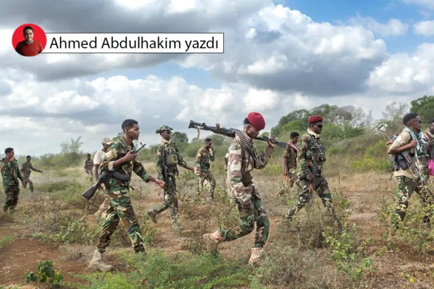 Sık sık yapılan yabancı müdahaleler, Somali'yi sadece ‘isyanlara’ karşı iç savaş veren bir ülke olmaktan çıkarıp, ‘güç dengesinin yeniden düzenlendiği için bir savaş alanı’ haline getirdi (AFP)