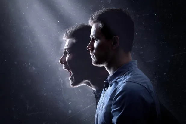 Accused: Did I Do It, birinci derece cinayet, terörizm ve ağır saldırı gibi ciddi suçlamalarla yargılanan kişilerin yüksek gerilimli hikayelerini izliyor (Netflix)