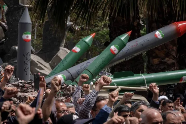 İran yönetimi, nükleer programlarının sivil amaçlı olduğunu savunuyor (Reuters)