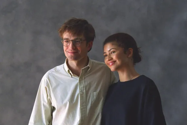 Zendaya'nın bu yılki ilk filmi, Robert Pattinson'ın da rol aldığı A24 yapımı Drama (A24)