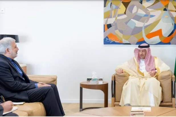 وليد الخريجي نائب وزير الخارجية السعودي خلال استدعاء السفير الإيراني لدى المملكة علي رضا عنايتي (الخارجية السعودية)