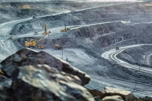 موقع اكتشاف تعديني في السعودية (الشرق الأوسط)