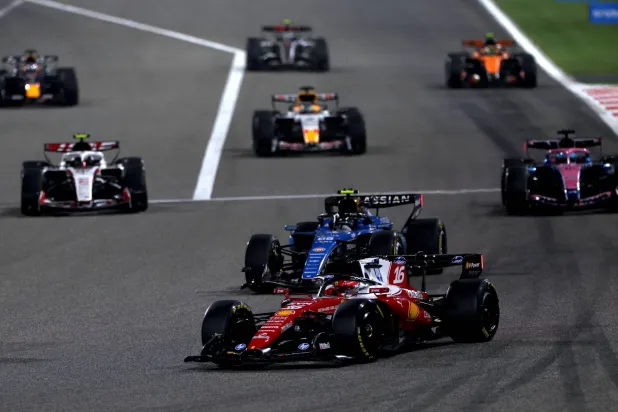 أولد تحدث إلى مسؤولي الفورمولا 1 وقال إن الجميع سيكونون هنا وجاهزين للسباق (رويترز)