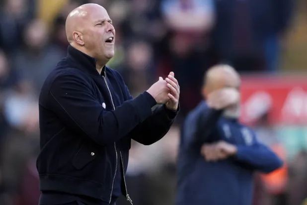 أرني سلوت (د.ب.أ)