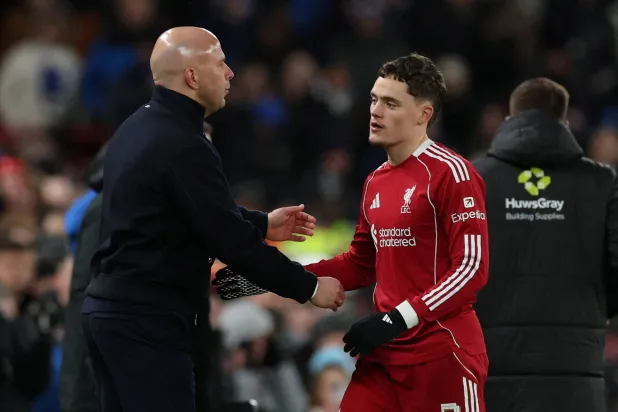 لاعب وسط ليفربول فلوريان فيرتز (رويترز)