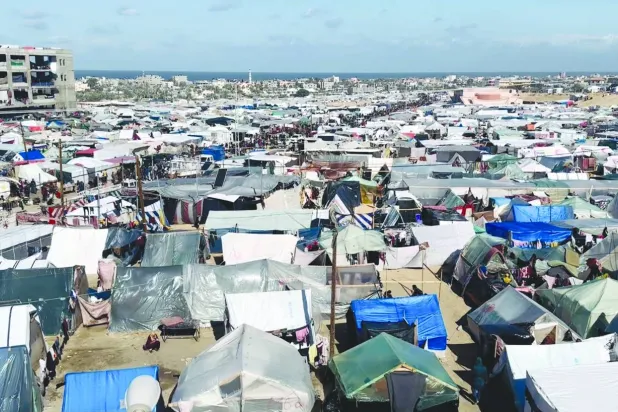 
خيام غزّة توثيق حي لمعاناة أهلها (الشرق الأوسط)