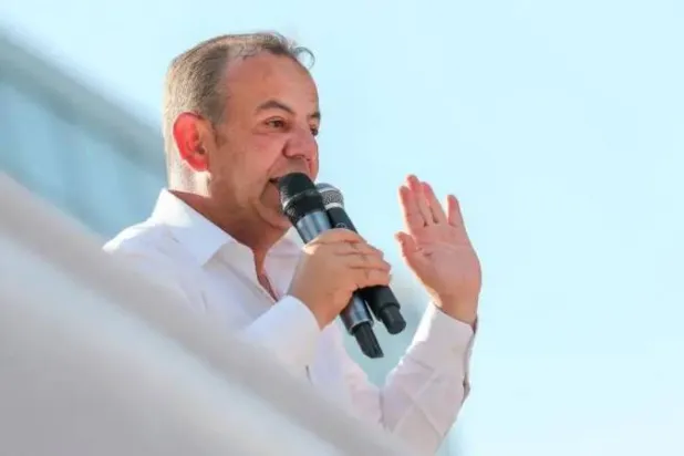 رئيس بلدية بولو المحتجَز تانجو أوزجان (من حسابه في «إكس»)