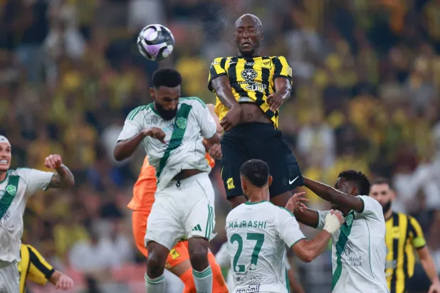 من آخر مواجهة جمعت الأهلي والاتحاد هذا الموسم (تصوير: عدنان مهدلي)