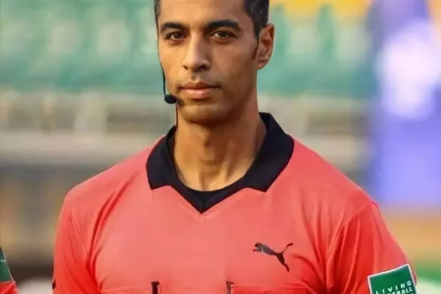 الحكم المصري أمين عمر (كاف)