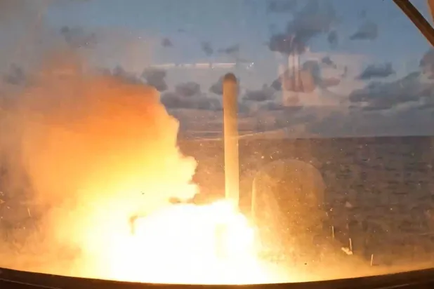 📰 إيران بين الصمود تحت النار والمعركة على «اليوم التالي»

بعد سبعة أيام على الحرب، لم يعد