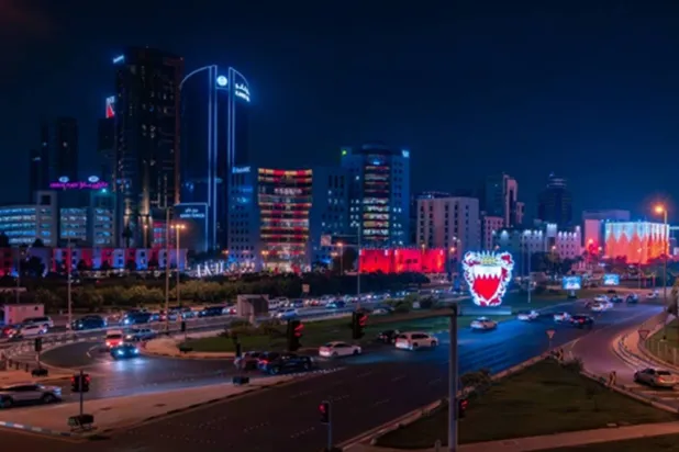 يهدف حظر التجمعات إلى الحفاظ على سلامة الناس وتعزيز إجراءات الحماية المدنية (بنا)