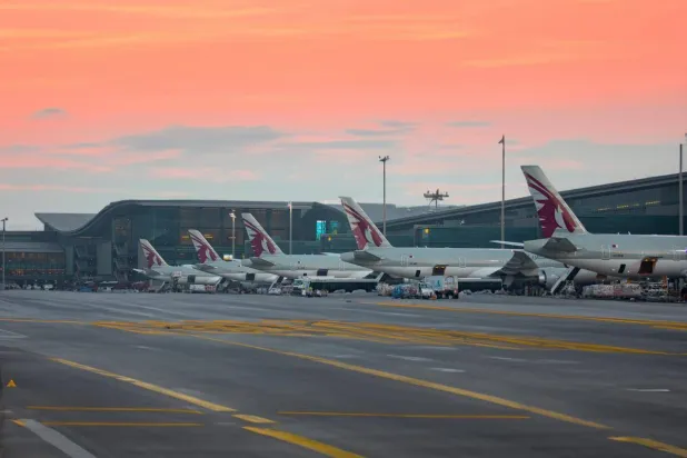 تشغيل عدد محدود من الرحلات الجوية المخصصة لإجلاء المسافرين (قنا)