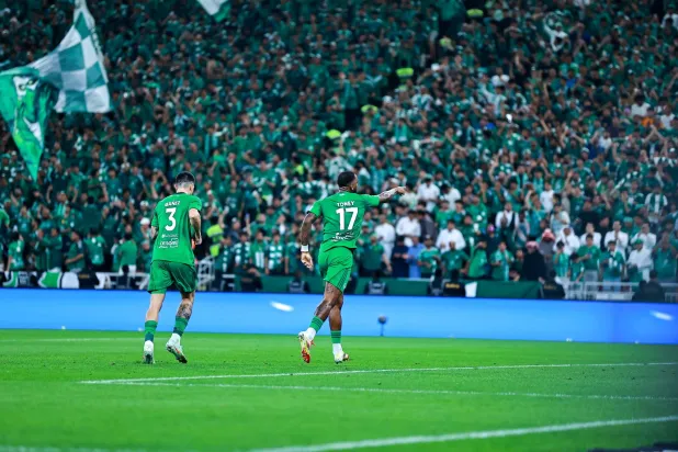 يايسله قال إن مشوار الدوري لا يزال طويلاً (تصوير: محمد المانع) 