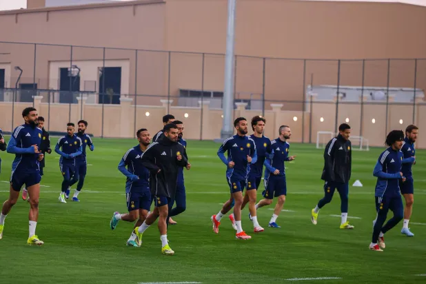 لاعبو النصر خلال تدريباتهم الأخيرة (موقع النادي)