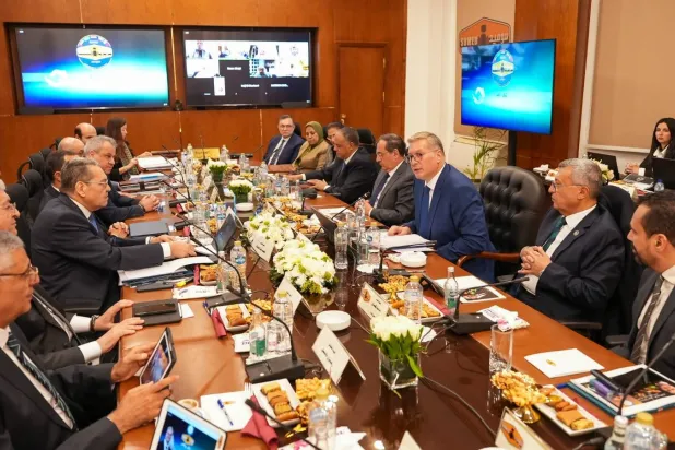 وزير البترول المصري يترأس أعمال الجمعية العامة لشركة «سوميد» (وزارة البترول)