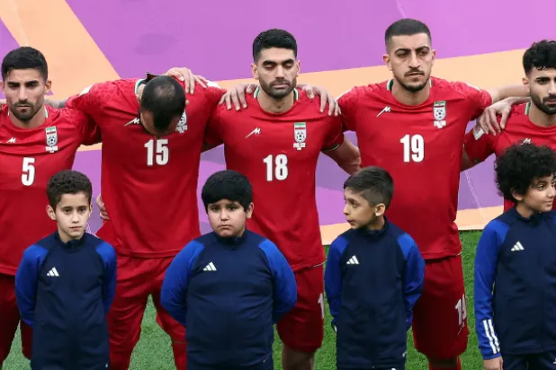 هل ينسحب منتخب إيران من كأس العالم؟ (رويترز)