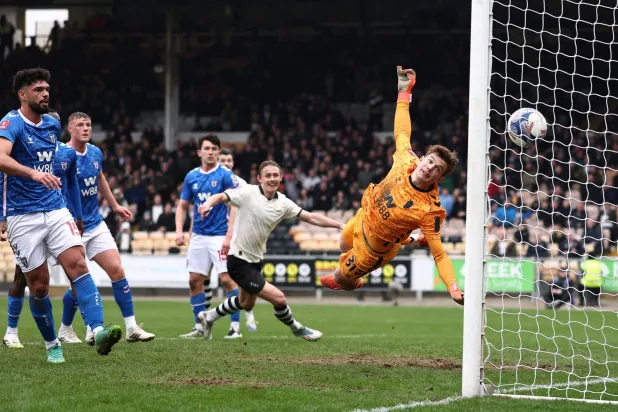 كان هدف بن واين  كافيا ليحقق بورت فيل  فوزا تاريخيا على سندرلاند (رويترز)