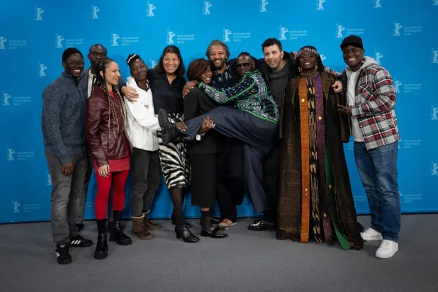 صنّاع الفيلم خلال العرض الأول في مهرجان برلين (الشركة المنتجة)