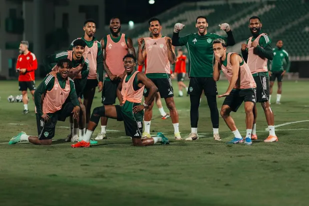 لاعبو الأهلي أظهروا معنويات عالية بعد التدريبات الأخيرة (موقع النادي)