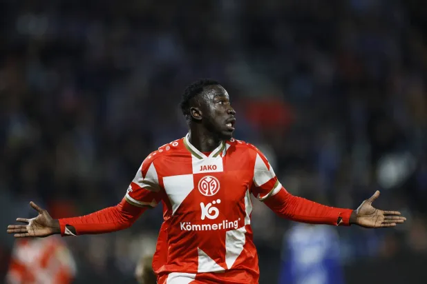 سيلاس مهاجم فريق ماينز الألماني (رويترز)