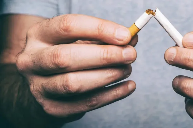 الإقلاع عن التدخين خطوة حيوية لتعزيز الصحة (جامعة ييل)