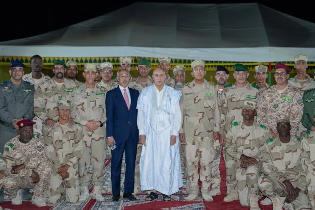 الرئيس الموريتاني يتعهد تحسين ظروف الجيش وقوات الأمن